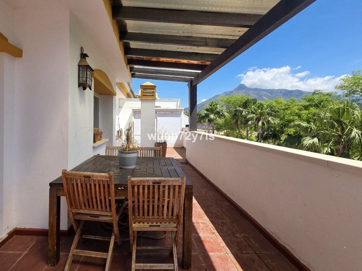 2 Bed Apartment for sale in Nueva Andalucía Costa Del Sol, Málaga, Spain
