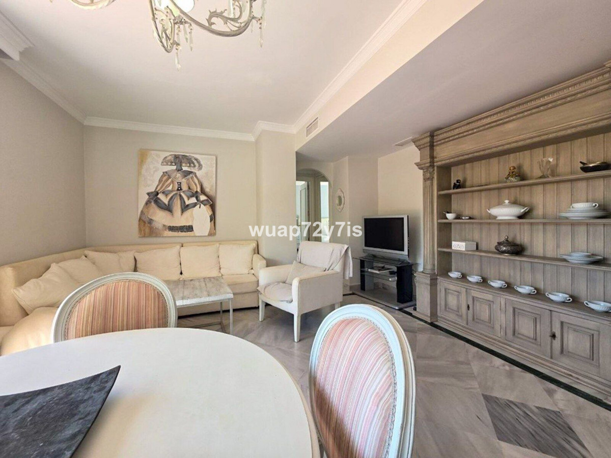 2 Bed Apartment for sale in Nueva Andalucía Costa Del Sol, Málaga, Spain
