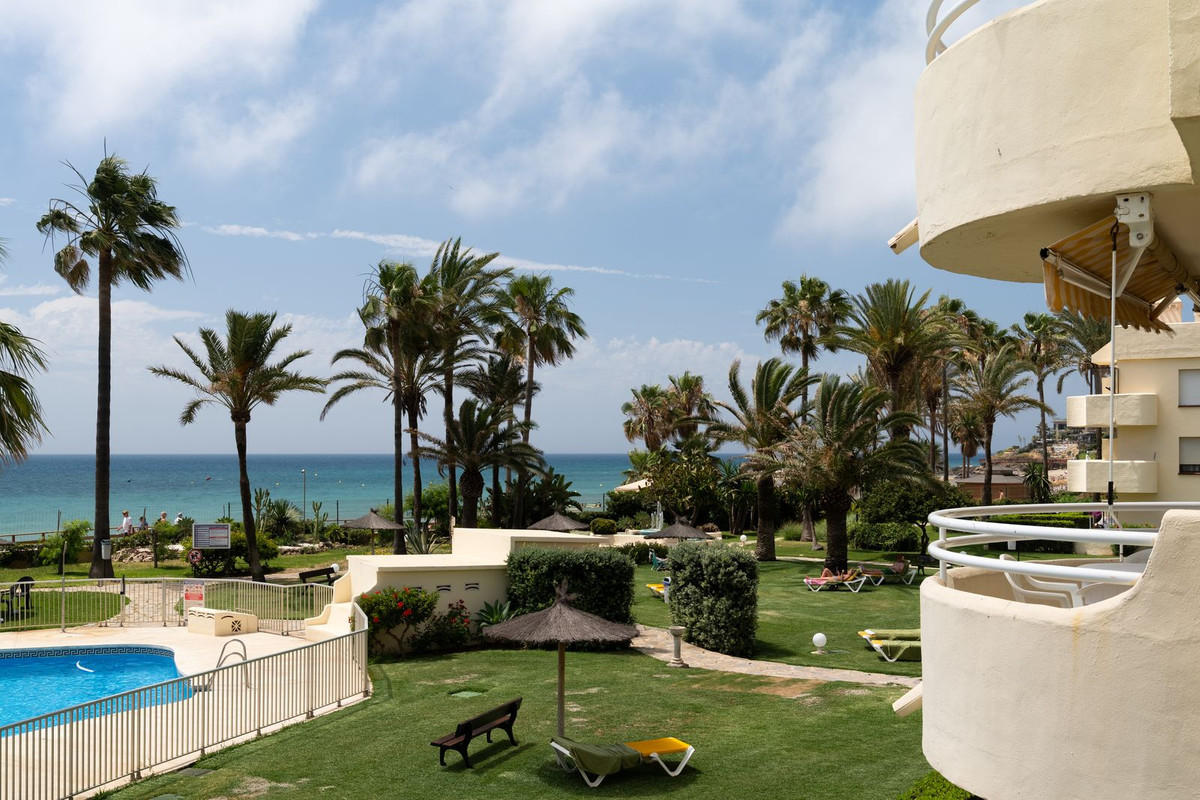 2 Bed Apartment for sale in La Cala De Mijas Costa Del Sol, Málaga, Spain