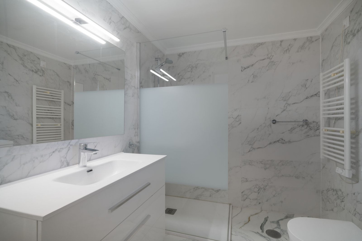 2 Bed Apartment for sale in La Cala De Mijas Costa Del Sol, Málaga, Spain