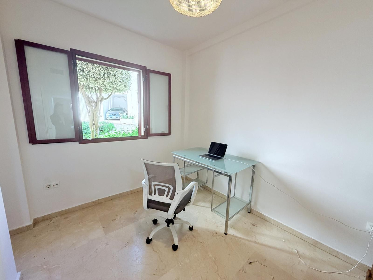 Se vende Apartamento Planta Baja de 2 dormitorios en Costa Del Sol, Málaga, España