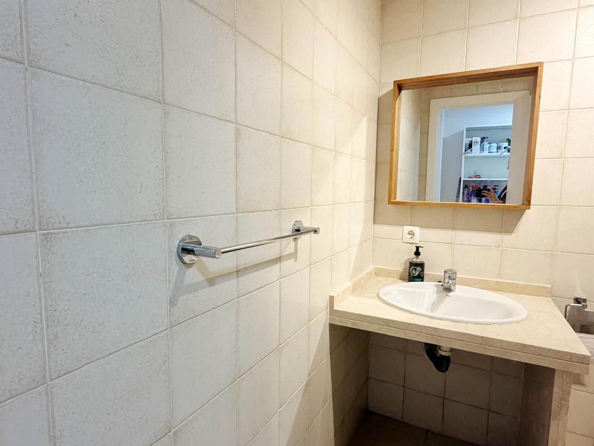 Se vende Apartamento Planta Baja de 2 dormitorios en Costa Del Sol, Málaga, España
