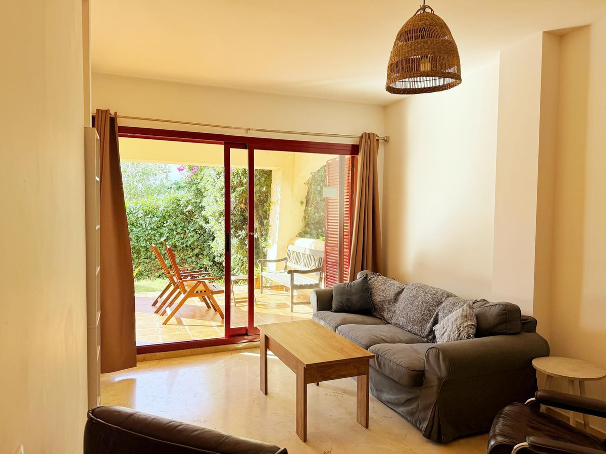 Se vende Apartamento Planta Baja de 2 dormitorios en Costa Del Sol, Málaga, España