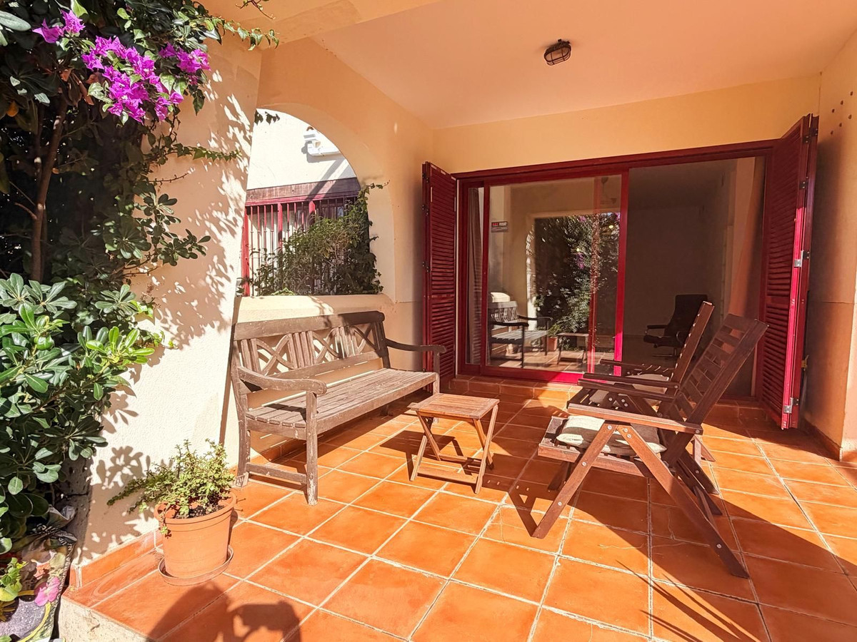 Se vende Apartamento Planta Baja de 2 dormitorios en Costa Del Sol, Málaga, España