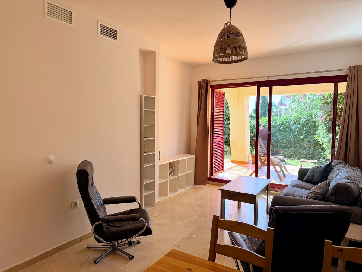 Se vende Apartamento Planta Baja de 2 dormitorios en Costa Del Sol, Málaga, España