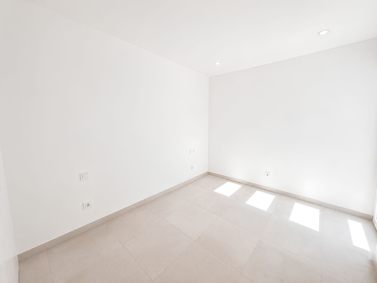 3 Bed Apartment for sale in La Cala De Mijas Costa Del Sol, Málaga, Spain