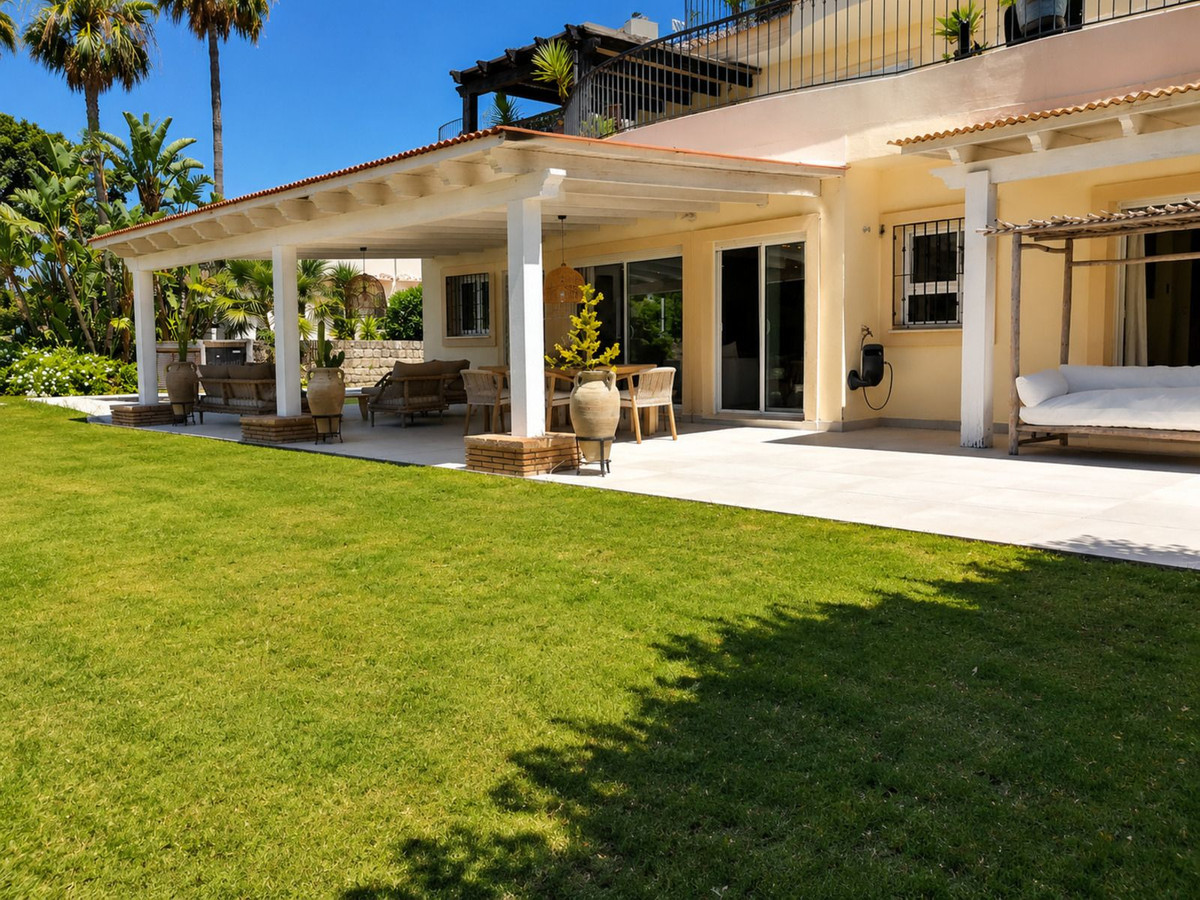 3 Bed Apartment for sale in San Roque Club Costa Del Sol, Cádiz, Spain