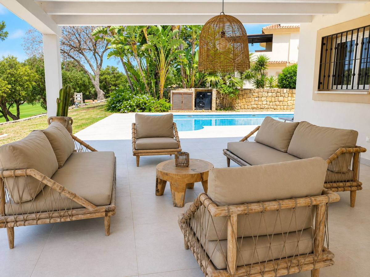 3 Bed Apartment for sale in San Roque Club Costa Del Sol, Cádiz, Spain