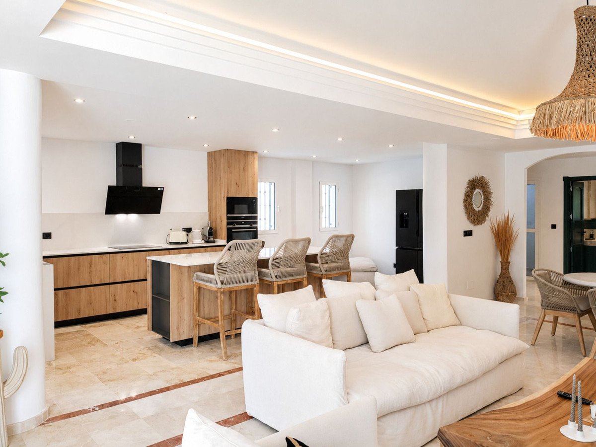 3 Bed Apartment for sale in San Roque Club Costa Del Sol, Cádiz, Spain