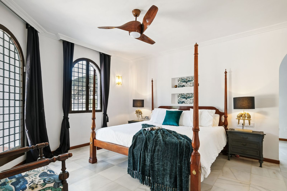 4 Bed Townhouse for sale in Marbella Costa Del Sol, Málaga, Spain