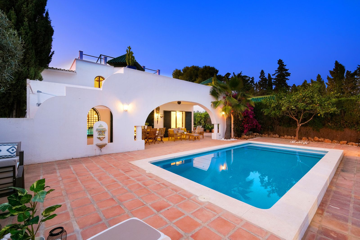 4 Bed Townhouse for sale in Marbella Costa Del Sol, Málaga, Spain