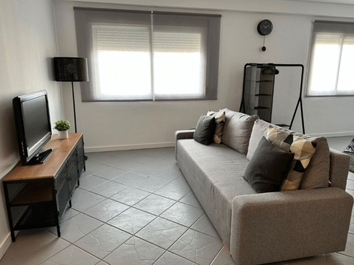 Se vende Apartamento Planta Media de 2 dormitorios en Costa Del Sol, Málaga, España