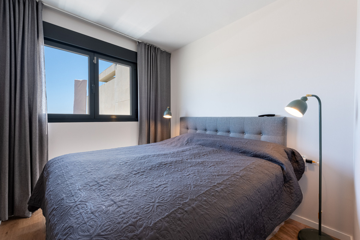 3 Bed Apartment for sale in Las Lagunas Costa Del Sol, Málaga, Spain