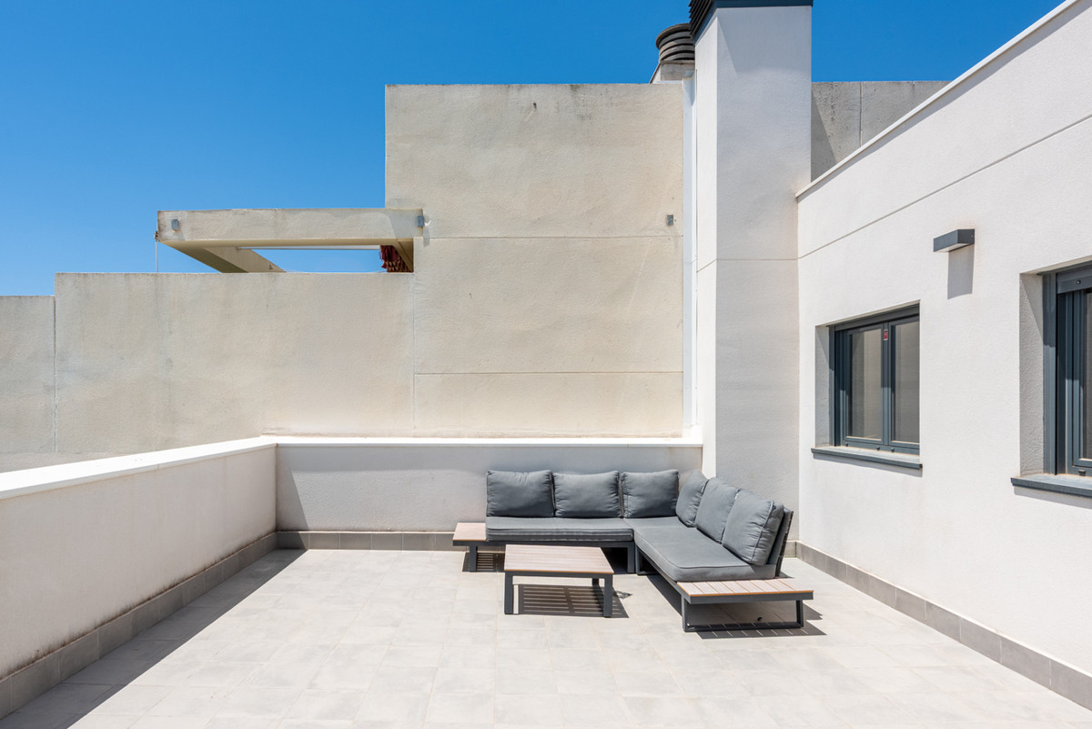3 Bed Apartment for sale in Las Lagunas Costa Del Sol, Málaga, Spain