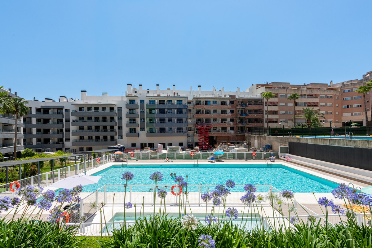 3 Bed Apartment for sale in Las Lagunas Costa Del Sol, Málaga, Spain