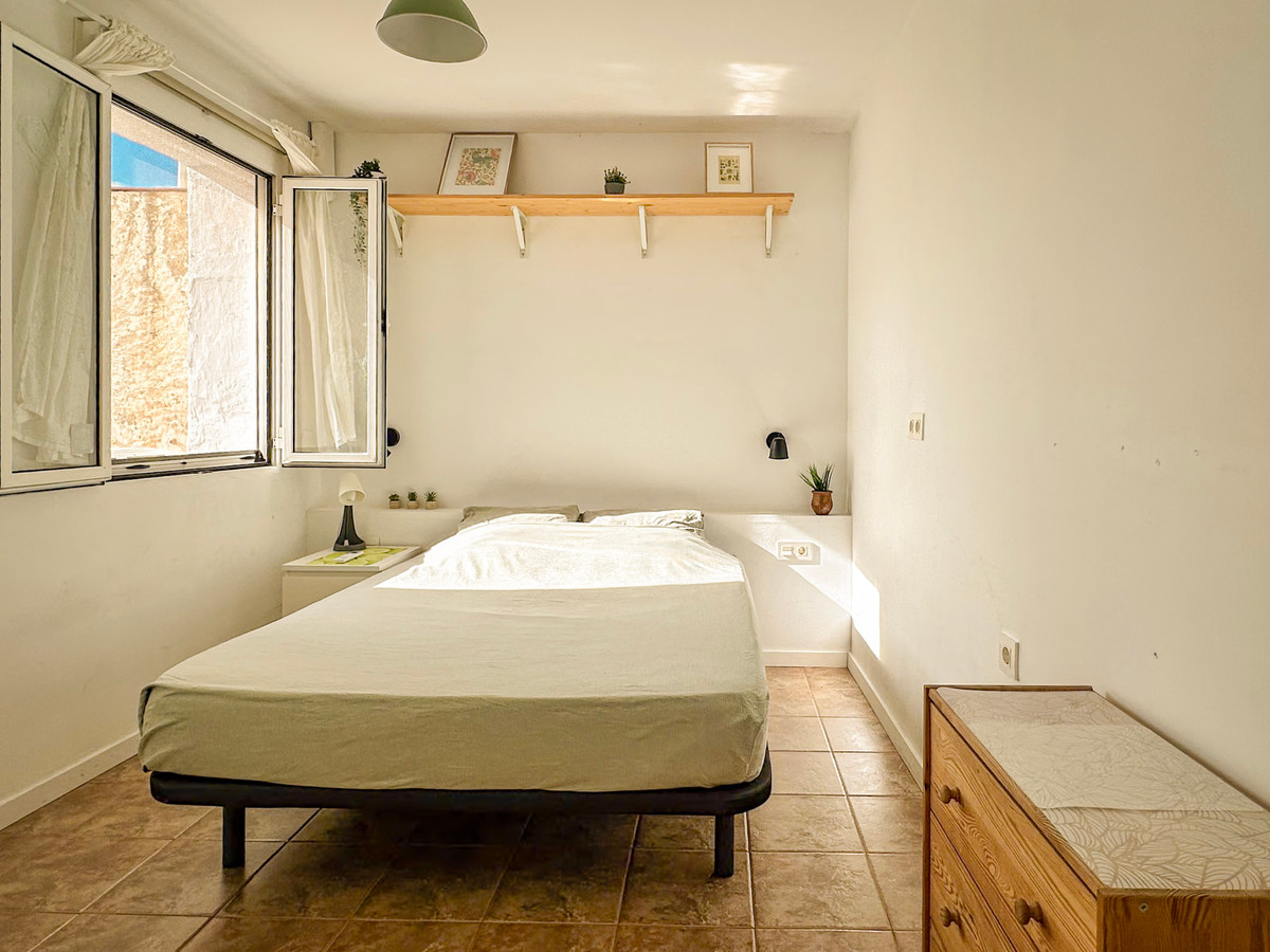Se vende Apartamento Planta Baja de 4 dormitorios en Costa Del Sol, Málaga, España