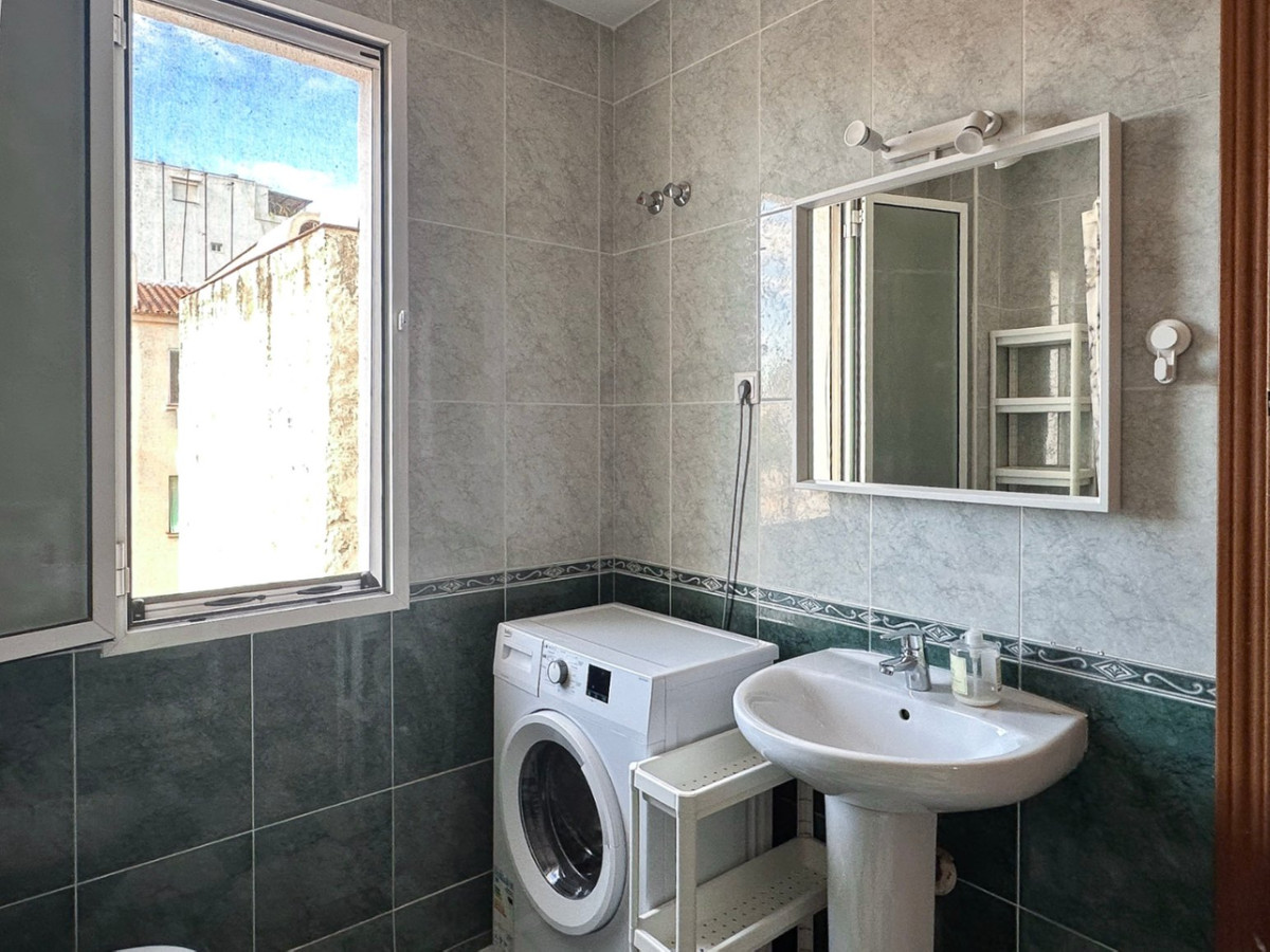 Se vende Apartamento Planta Baja de 4 dormitorios en Costa Del Sol, Málaga, España