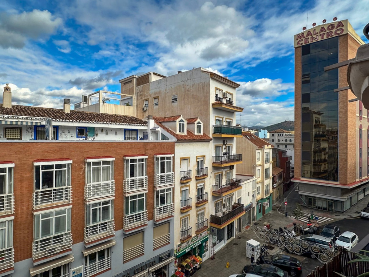 Se vende Apartamento Planta Baja de 4 dormitorios en Costa Del Sol, Málaga, España
