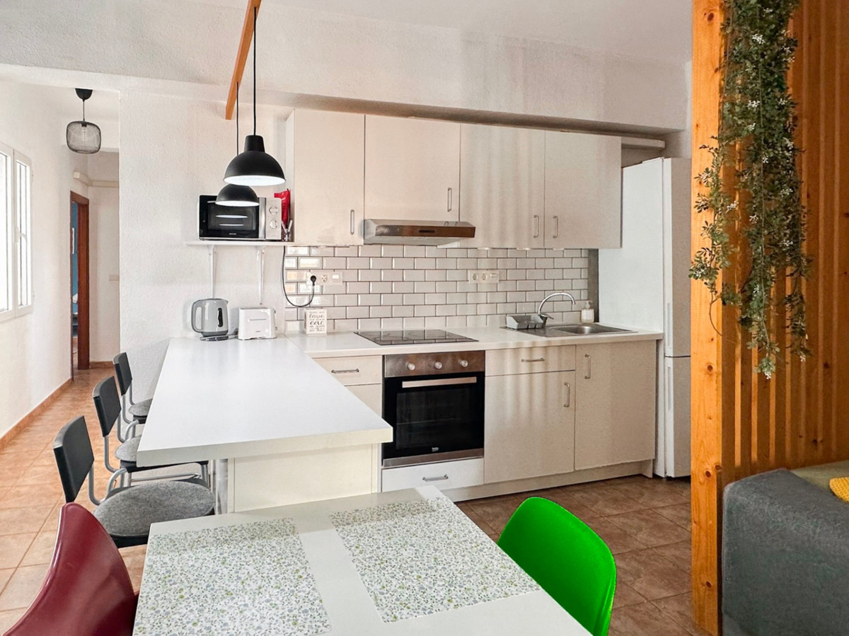 Se vende Apartamento Planta Baja de 4 dormitorios en Costa Del Sol, Málaga, España