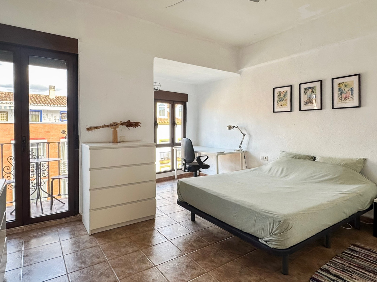 Se vende Apartamento Planta Baja de 4 dormitorios en Costa Del Sol, Málaga, España