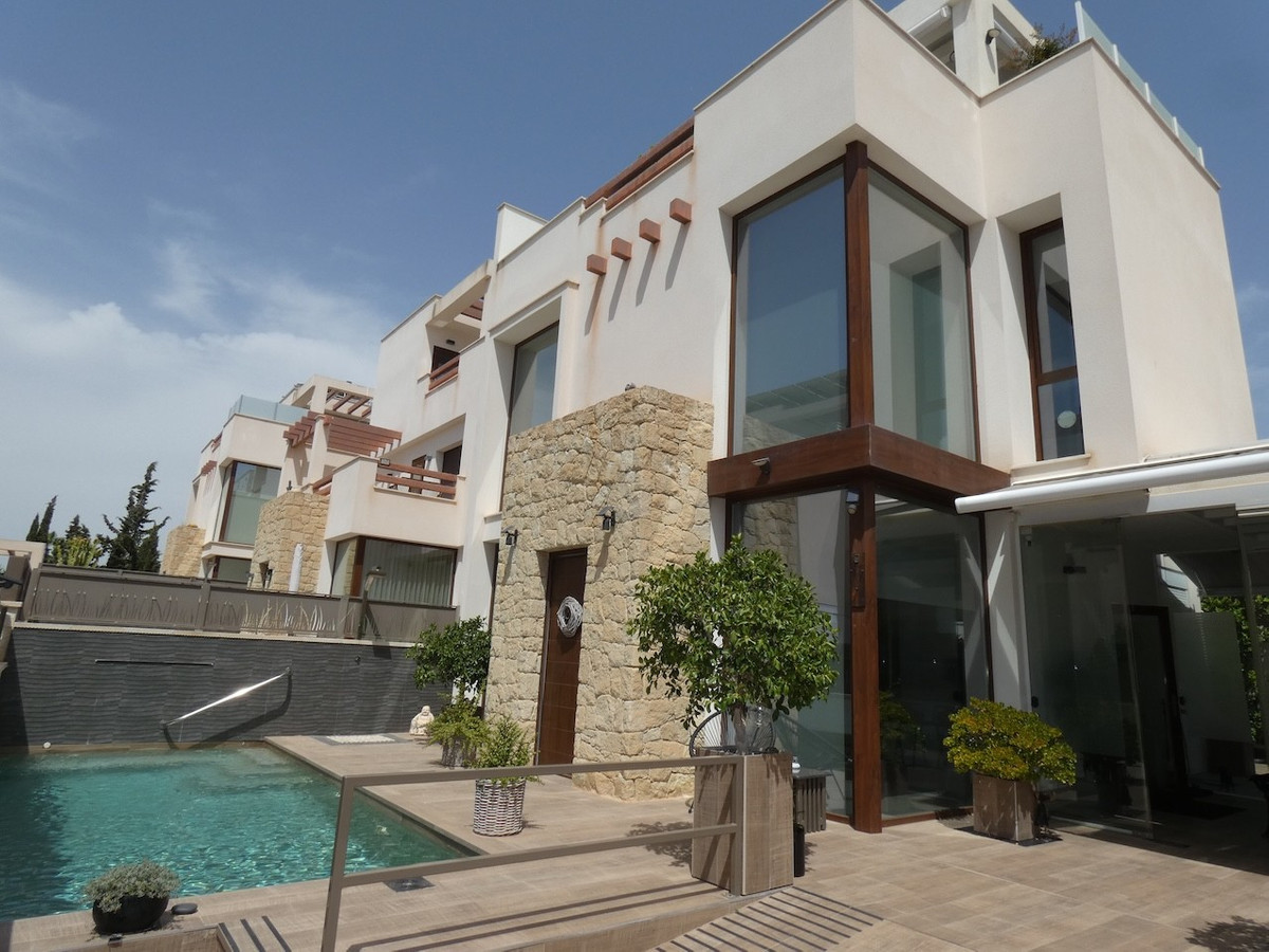 3 Bed Townhouse for sale in Ciudad Quesada Costa Blanca, Alicante, Spain