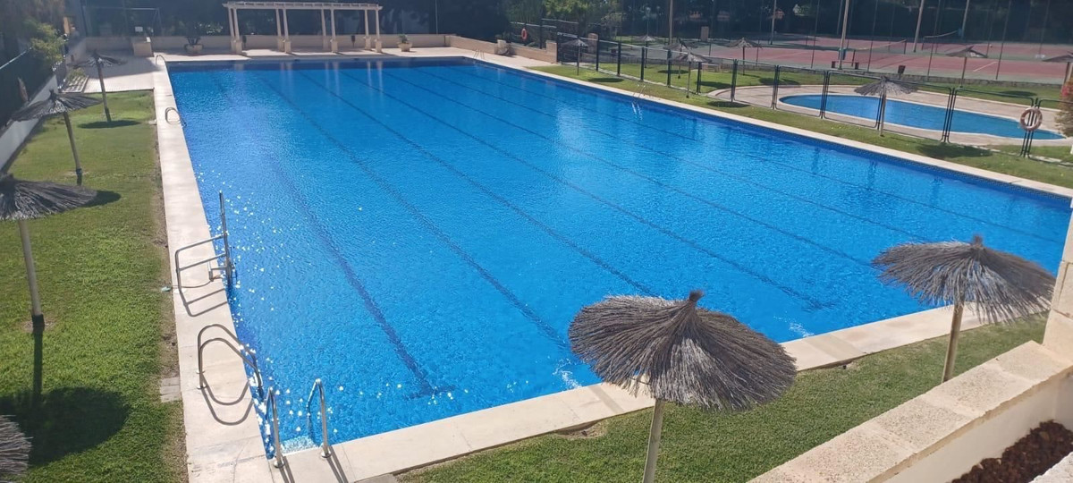 4 Bed Apartment for sale in Playa De San Juan Costa Blanca, Alicante, Spain