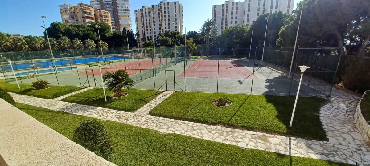 4 Bed Apartment for sale in Playa De San Juan Costa Blanca, Alicante, Spain