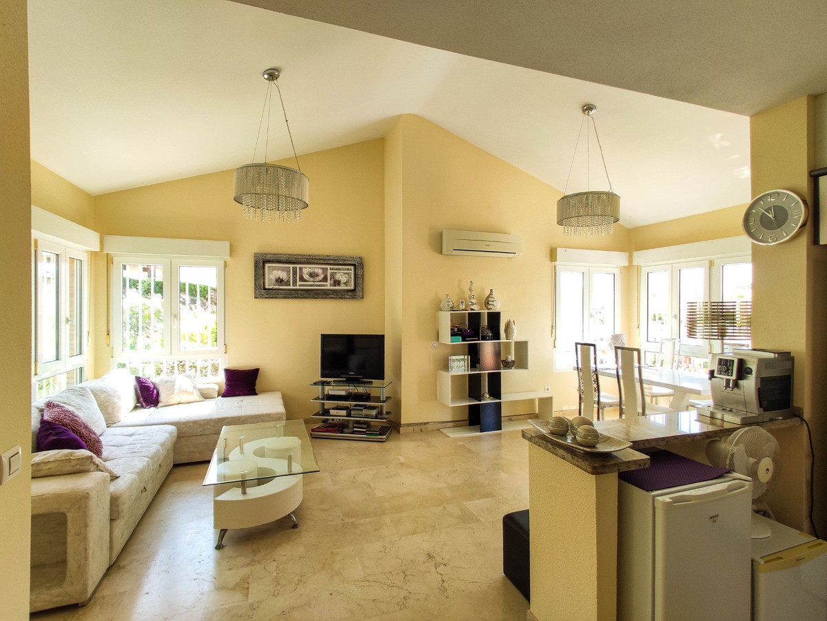 4 Bed Townhouse for sale in Orihuela Costa Costa Blanca, Alicante, Spain