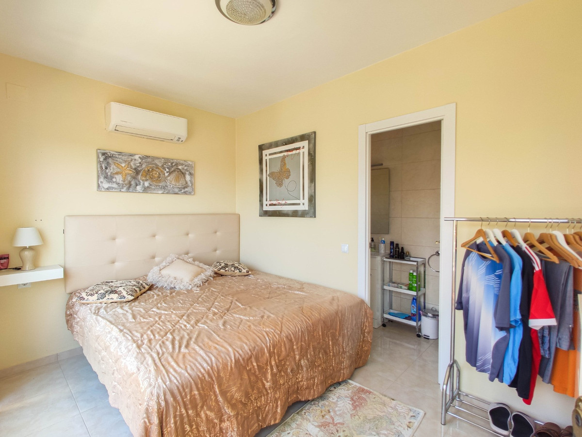 4 Bed Townhouse for sale in Orihuela Costa Costa Blanca, Alicante, Spain