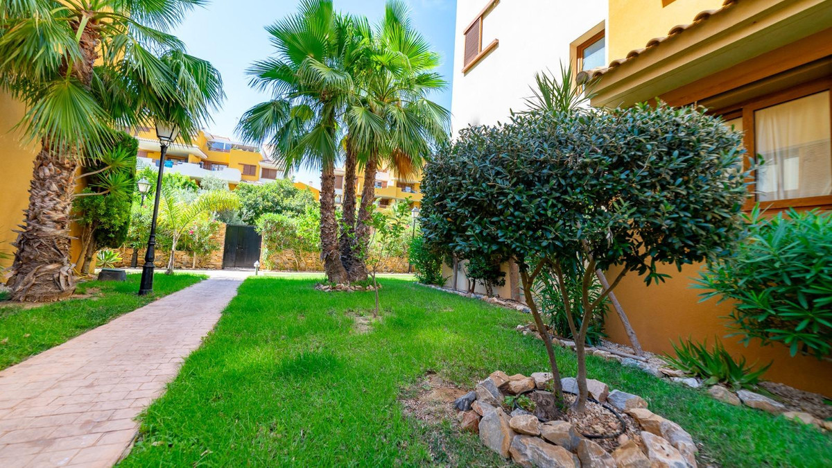 2 Bed Apartment for sale in Torrevieja Costa Blanca, Alicante, Spain