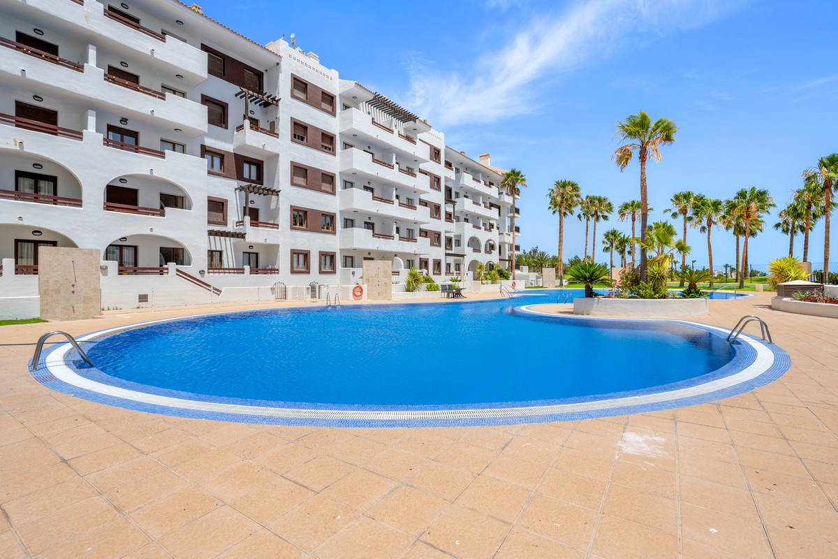 1 Bed Apartment for sale in Serena Golf Costa Calida, Murcia, Spain