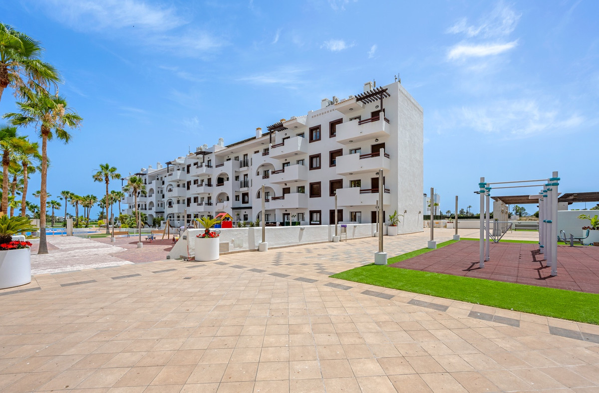 1 Bed Apartment for sale in Serena Golf Costa Calida, Murcia, Spain