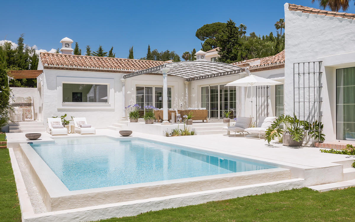3 Bed Townhouse for sale in Guadalmina Alta Costa Del Sol, Málaga, Spain