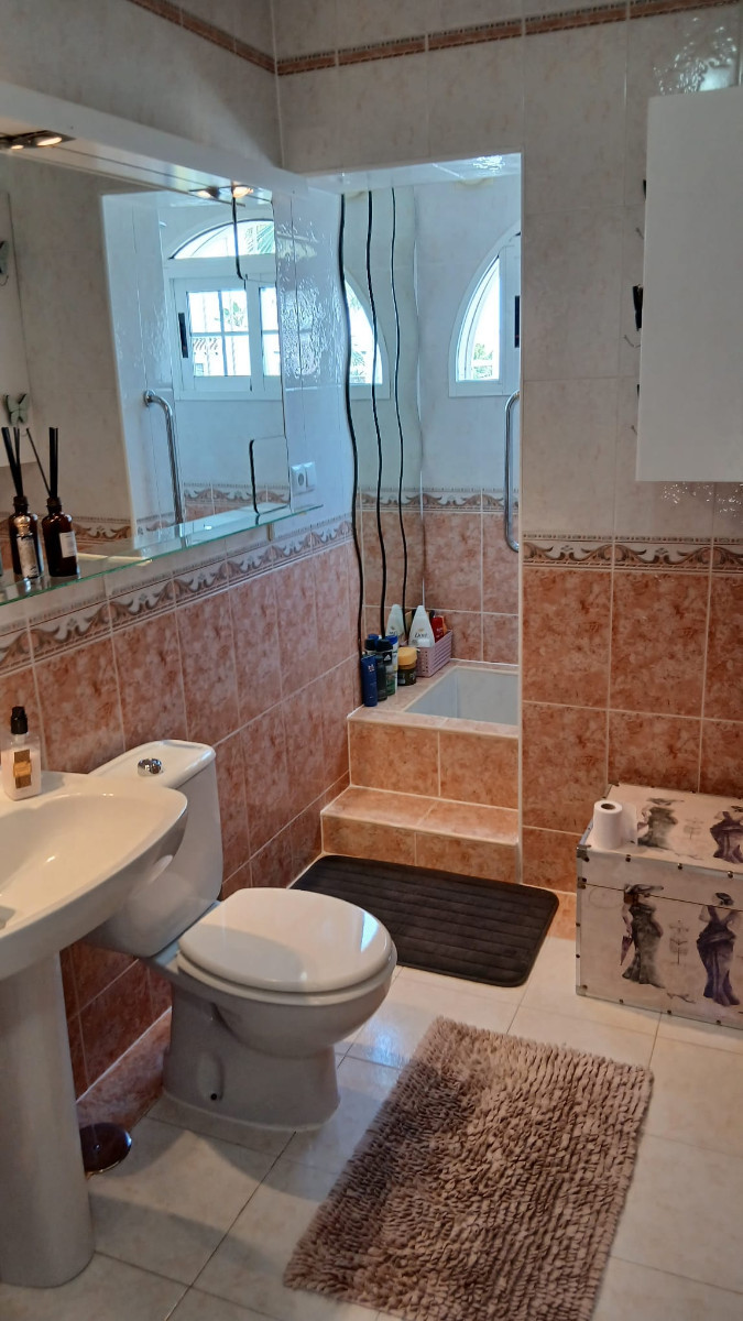 2 Bed Townhouse for sale in Orihuela Costa Costa Blanca, Alicante, Spain