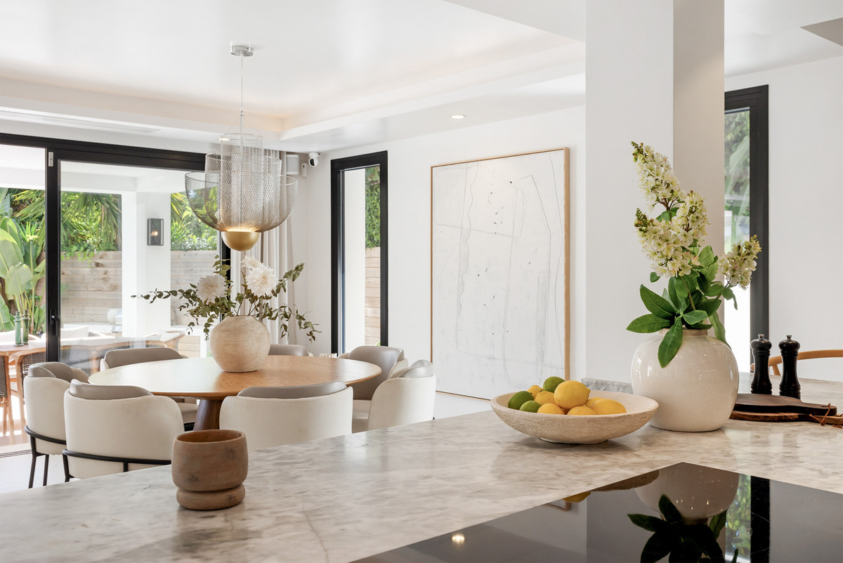 Se vende Villa - Chalet de 6 dormitorios en Costa Del Sol, Málaga, España