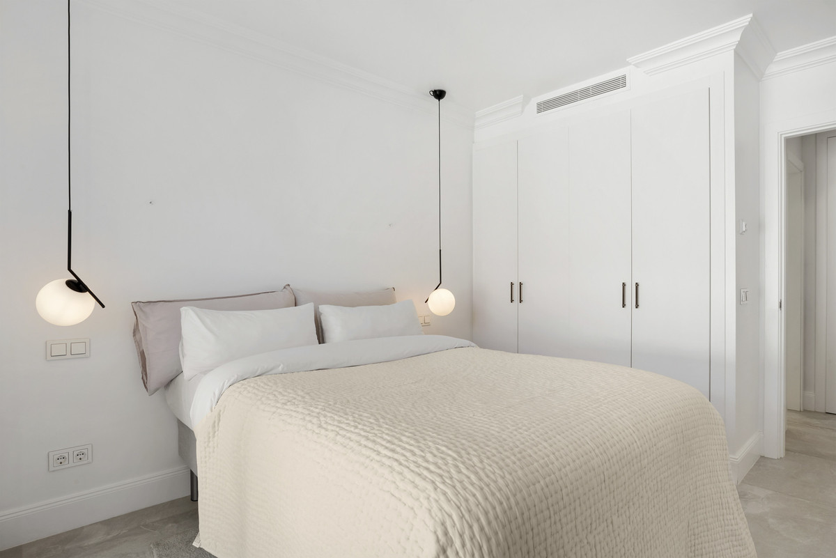 Se vende Villa - Chalet de 6 dormitorios en Costa Del Sol, Málaga, España