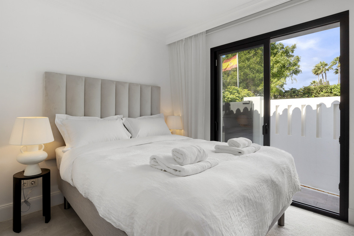 Se vende Villa - Chalet de 6 dormitorios en Costa Del Sol, Málaga, España