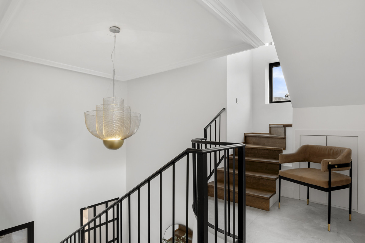 Se vende Villa - Chalet de 6 dormitorios en Costa Del Sol, Málaga, España