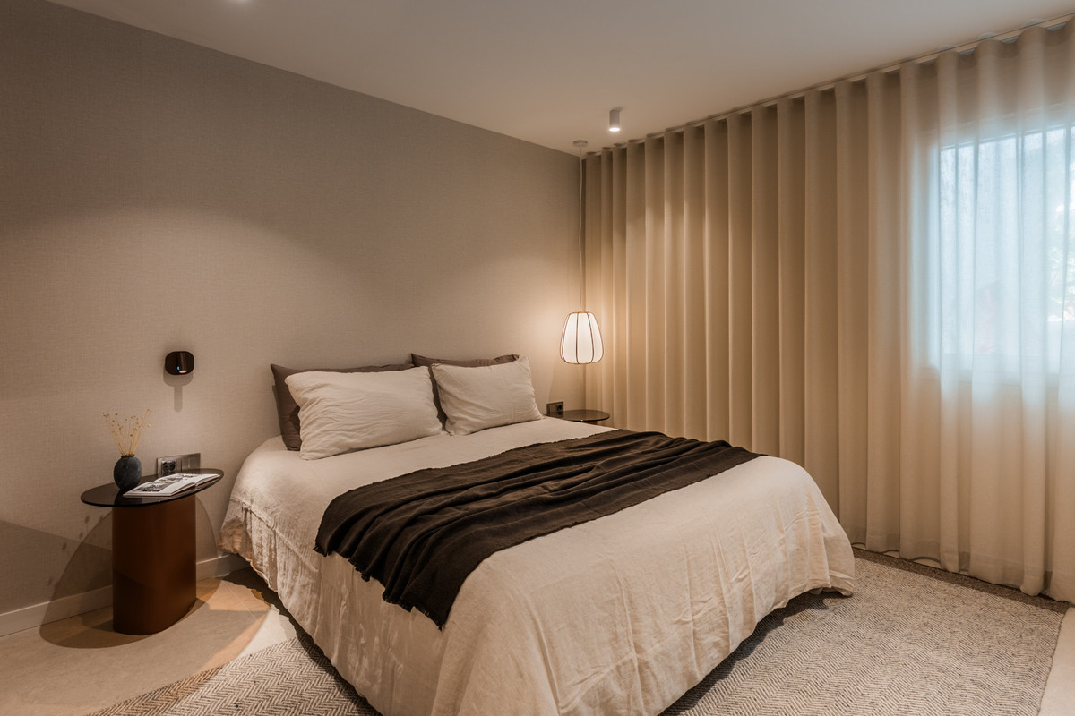 4 Bed Apartment for sale in Aloha Costa Del Sol, Málaga, Spain