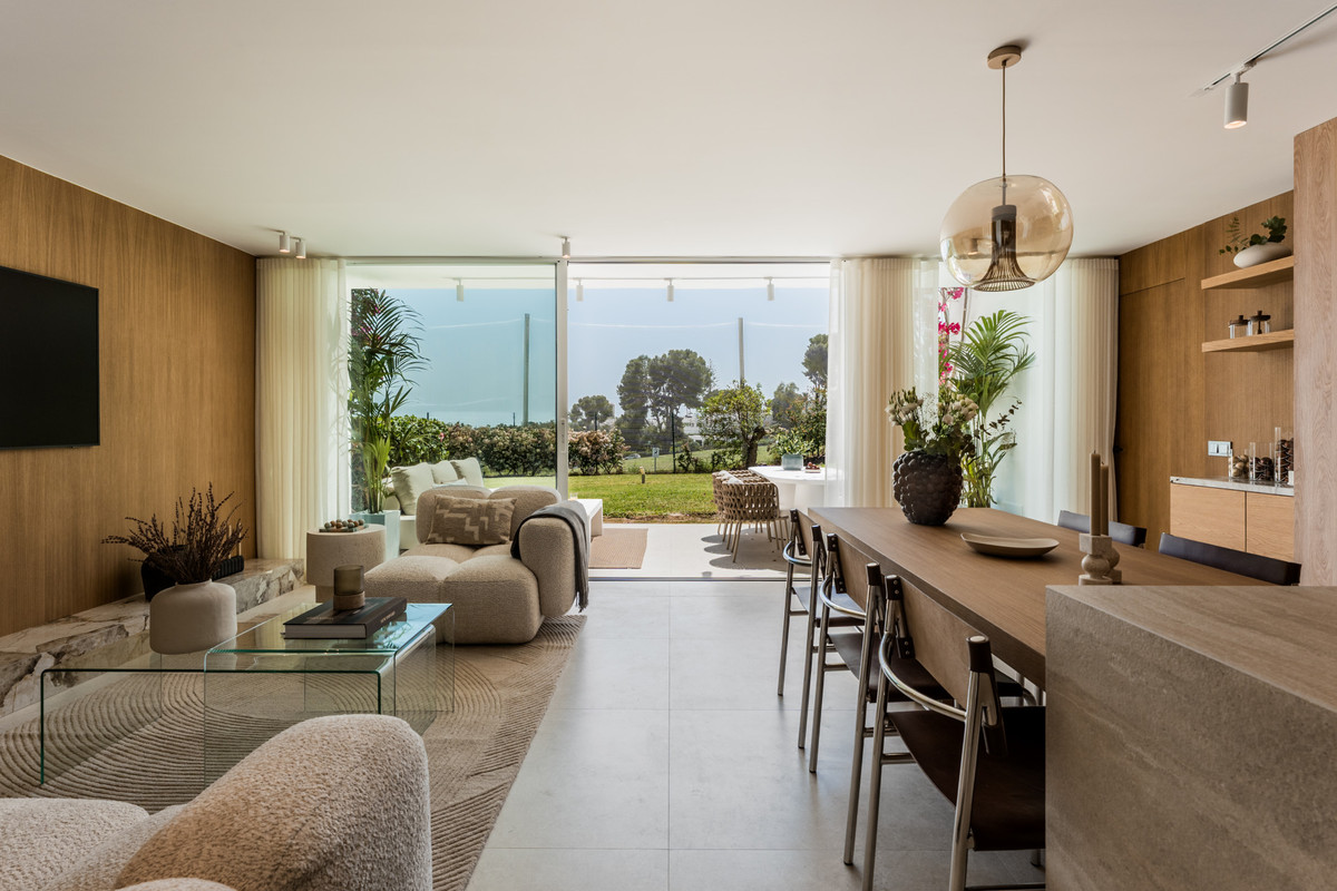 4 Bed Apartment for sale in Aloha Costa Del Sol, Málaga, Spain