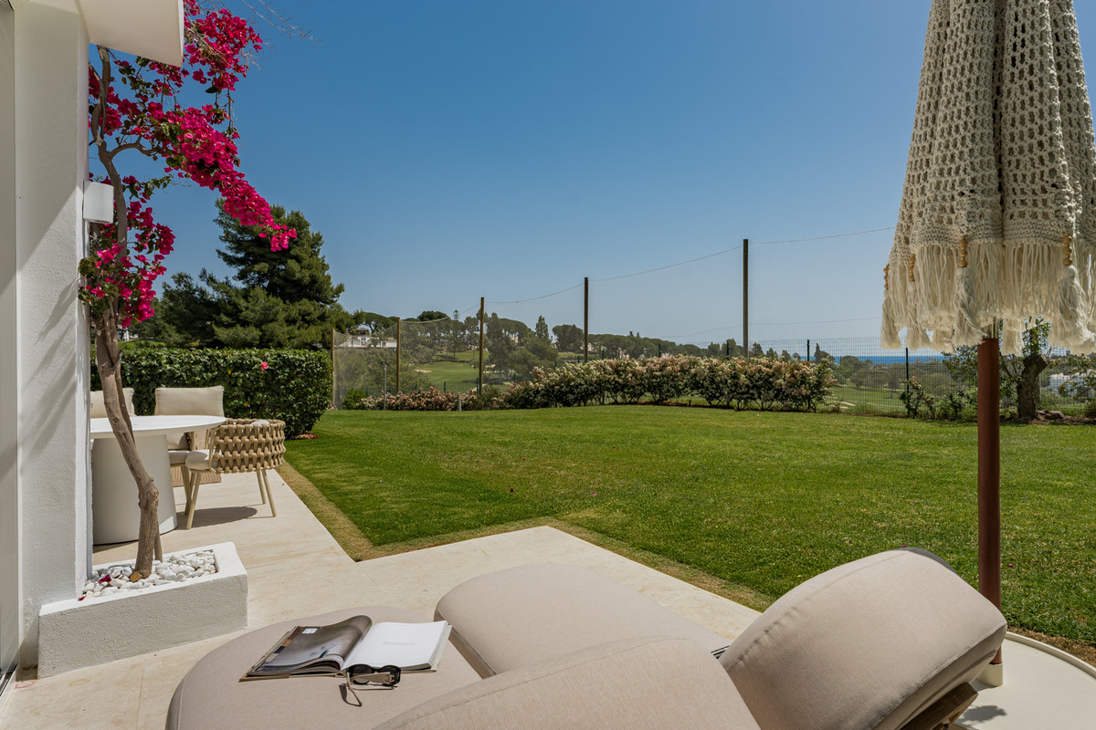 4 Bed Apartment for sale in Aloha Costa Del Sol, Málaga, Spain