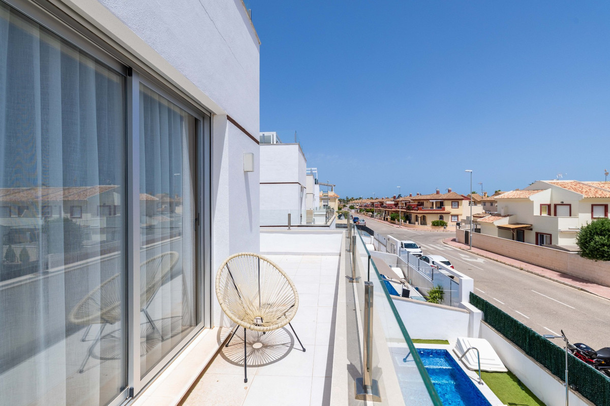 3 Bed Townhouse for sale in Ciudad Quesada Costa Blanca, Alicante, Spain