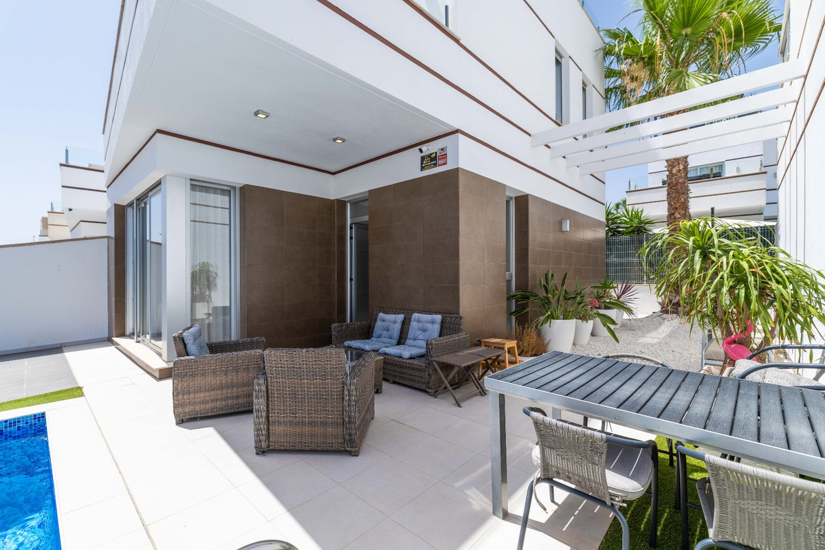 3 Bed Townhouse for sale in Ciudad Quesada Costa Blanca, Alicante, Spain