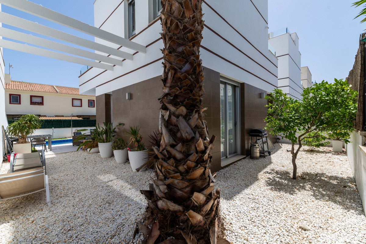 3 Bed Townhouse for sale in Ciudad Quesada Costa Blanca, Alicante, Spain
