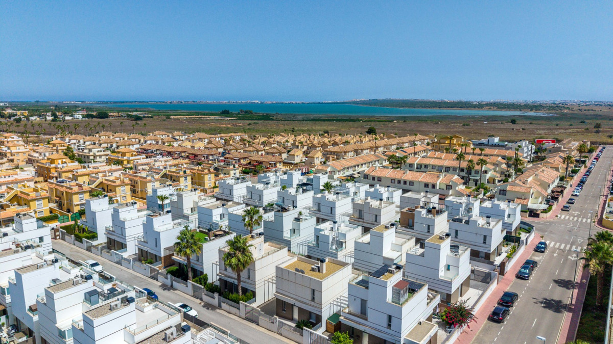 3 Bed Townhouse for sale in Ciudad Quesada Costa Blanca, Alicante, Spain