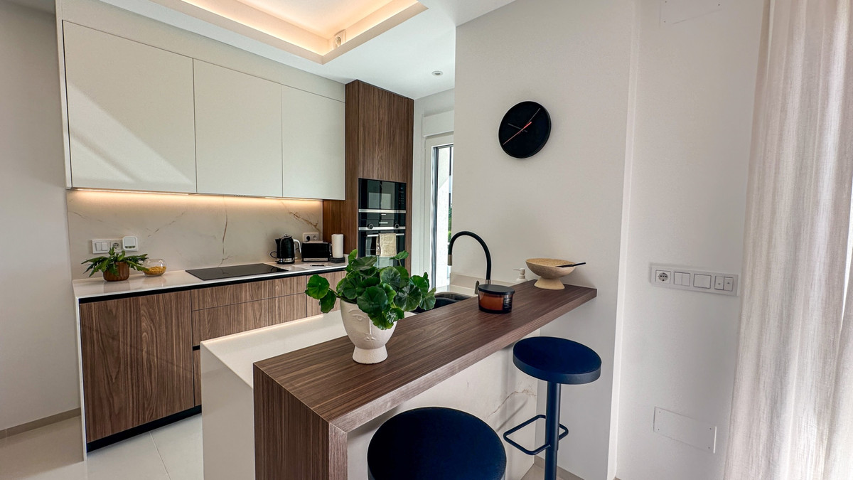 Se vende Bungalow de 2 dormitorios en Costa Blanca, Alicante, España