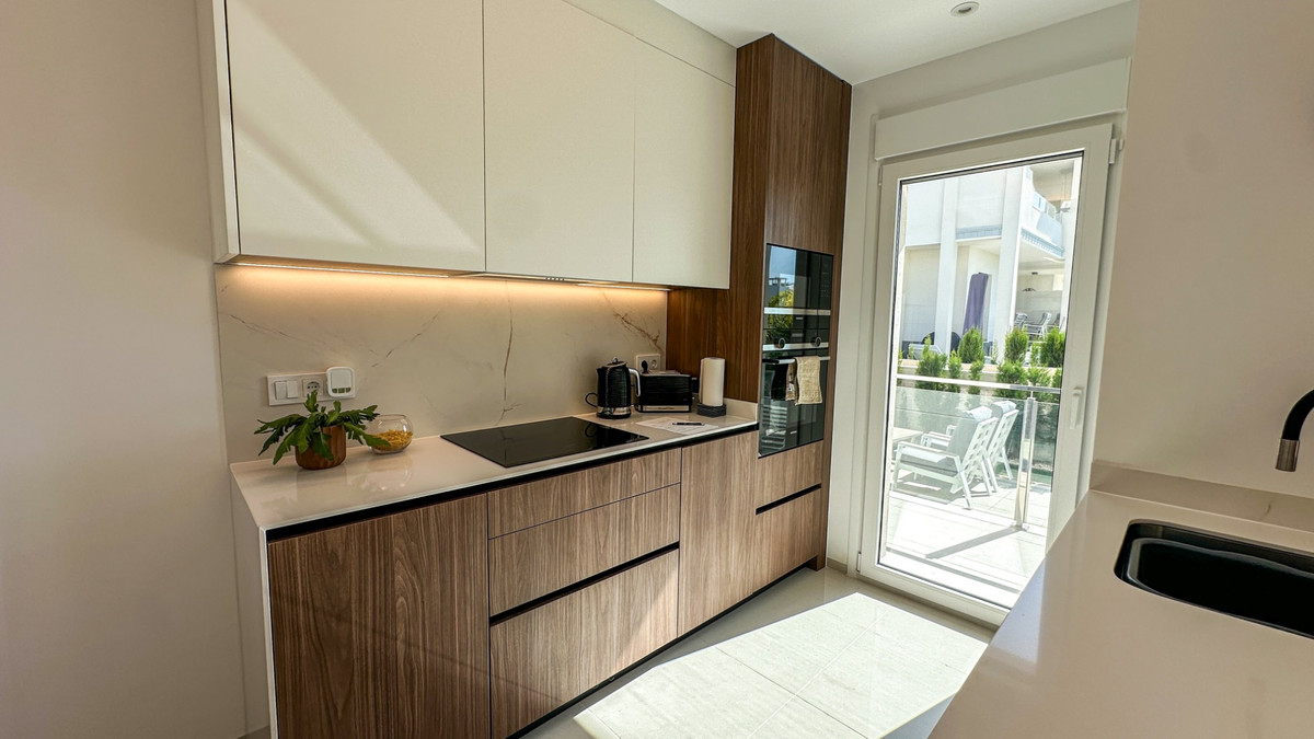 Se vende Bungalow de 2 dormitorios en Costa Blanca, Alicante, España