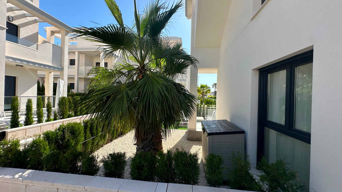 Se vende Bungalow de 2 dormitorios en Costa Blanca, Alicante, España