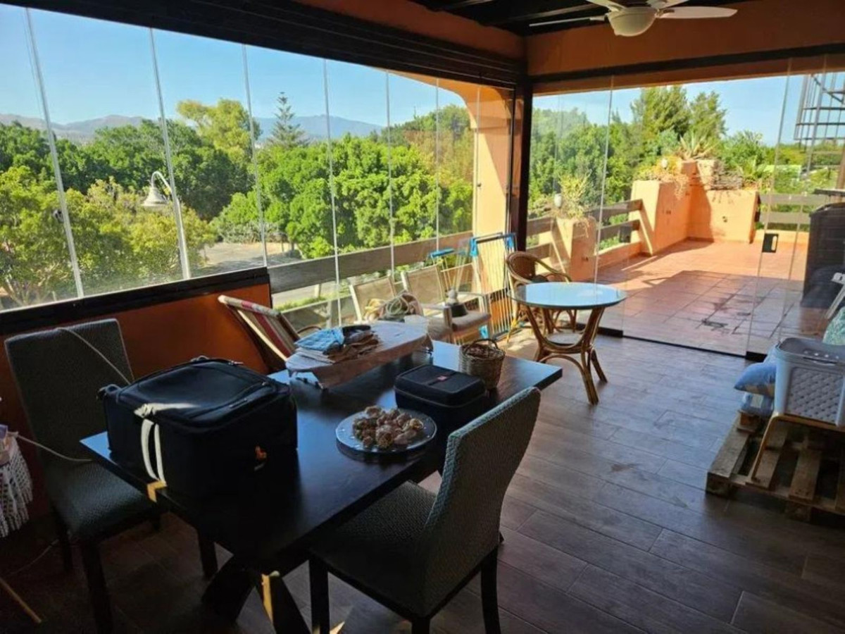 2 Bed Apartment for sale in Estepona Costa Del Sol, Málaga, Spain