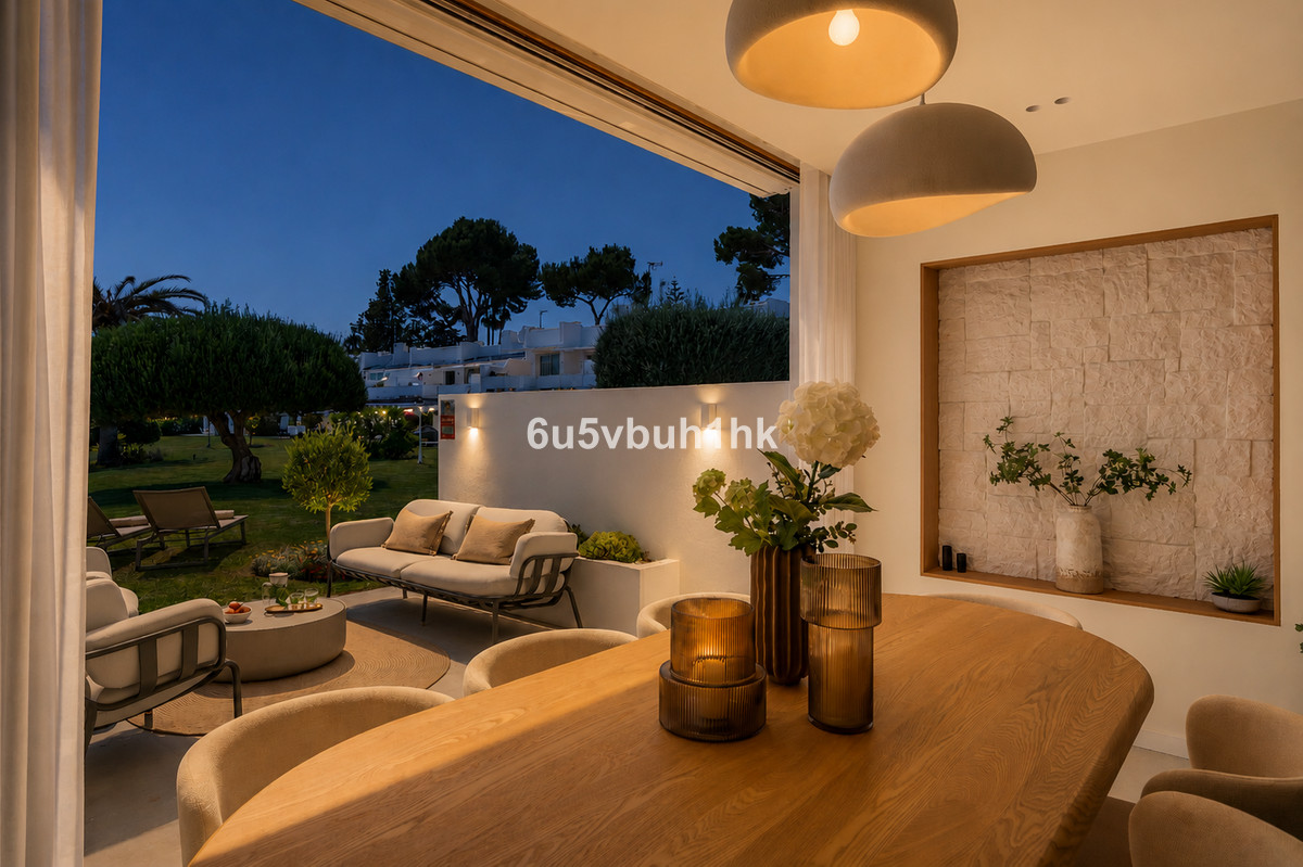 4 Bed Townhouse for sale in Nueva Andalucía Costa Del Sol, Málaga, Spain